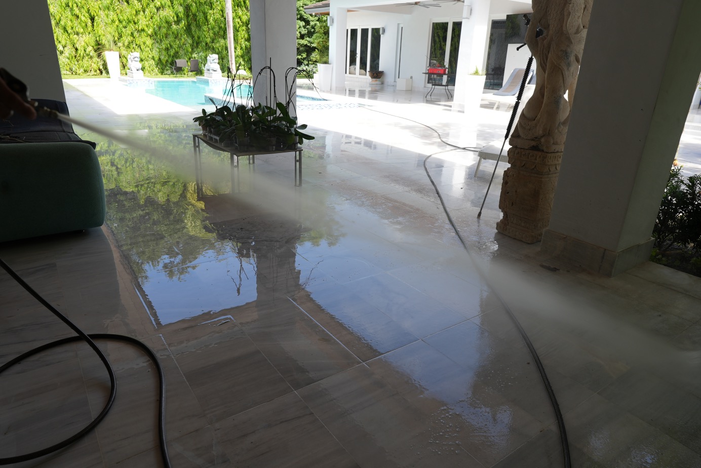 Patio pressure washing service in Hialeah Florida